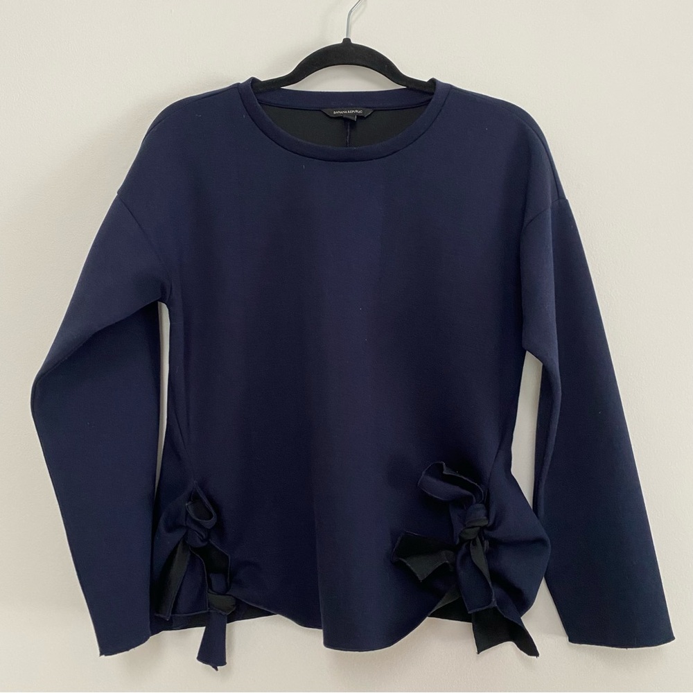 Banana Republic Crewneck Side Ties Top Sweatshirt Small Navy